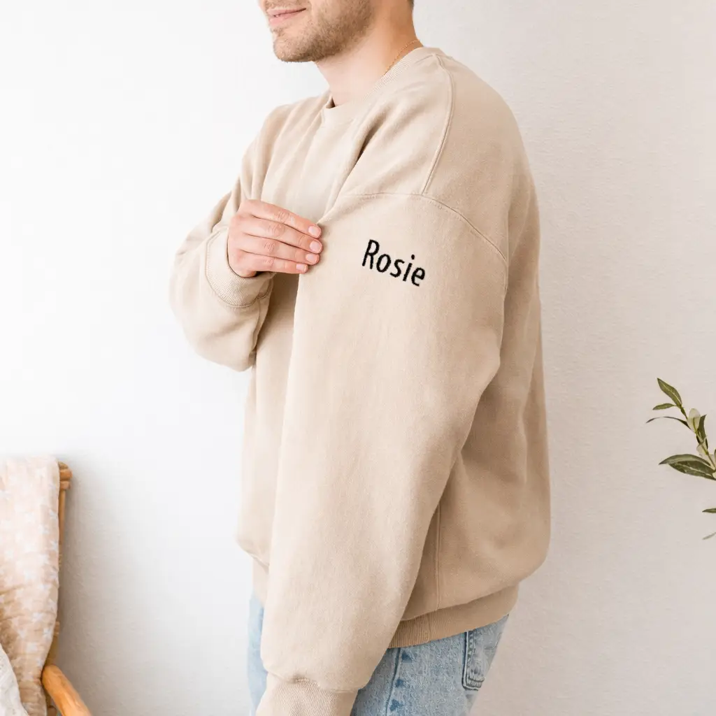 Parrain Élégance – Chandail brodé et personnalisé – Image 2